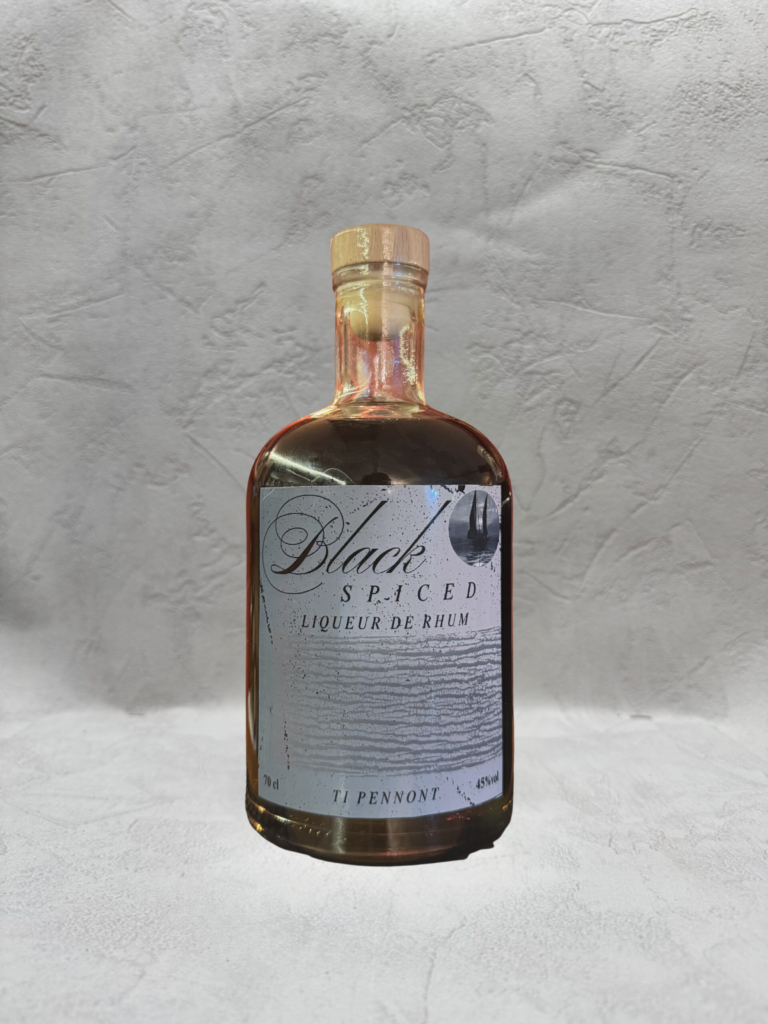 Rhum Extra- Black Spiced (non millésimé)